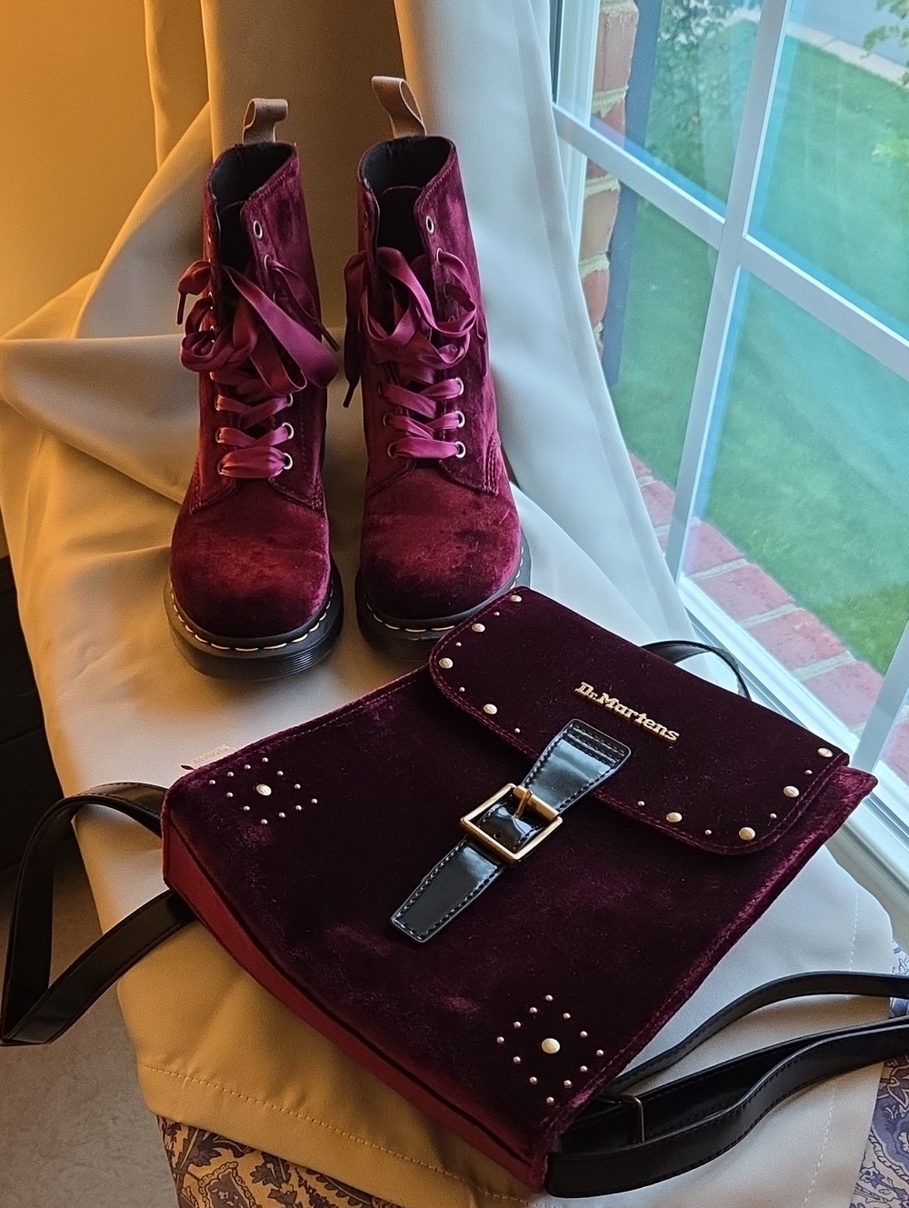 Dr Martens Cherry Velvet Boots 9 And Purse